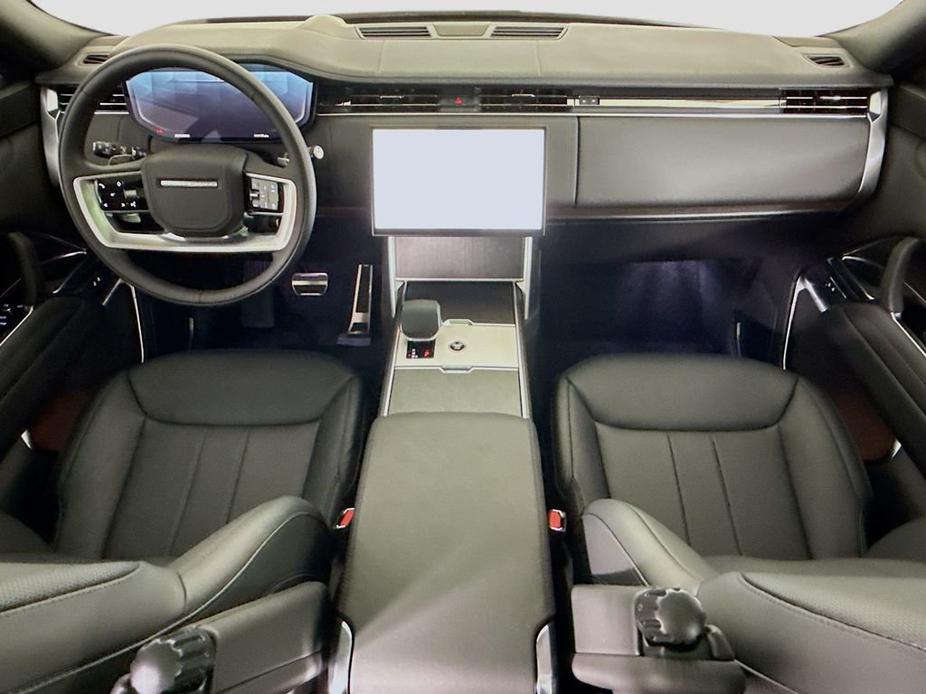 New 2026 Fuji White Land Rover SE image 13