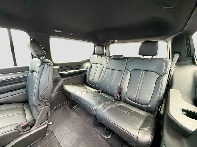 New 2026 High Gloss Black Jeep Limited Altitude image 24