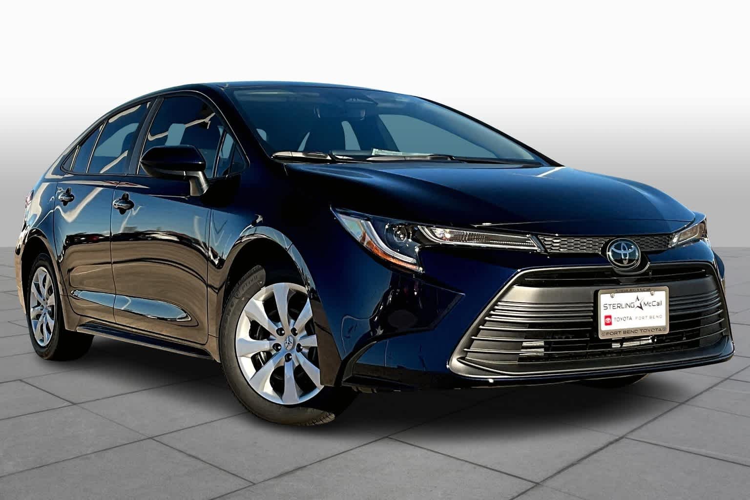 Used 2025 Blueprint Toyota LE image 2