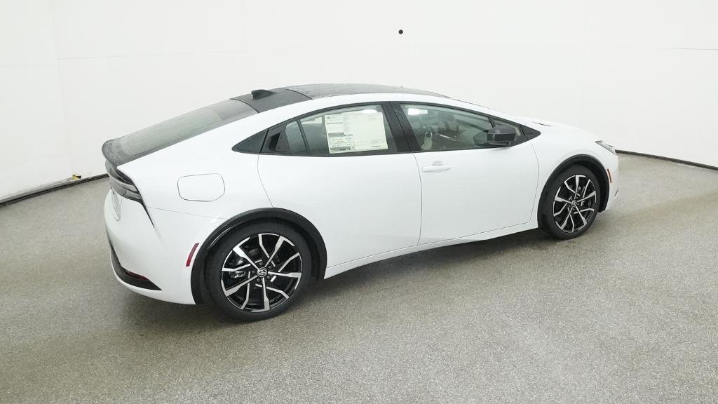 2026 Toyota Prius Plug-in Hybrid XSE - Photo 18