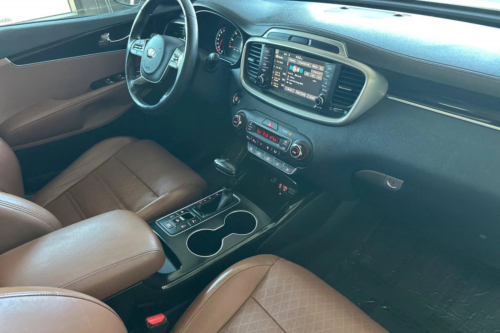 Used 2019 Snow White Pearl Kia SX Limited V6 image 17