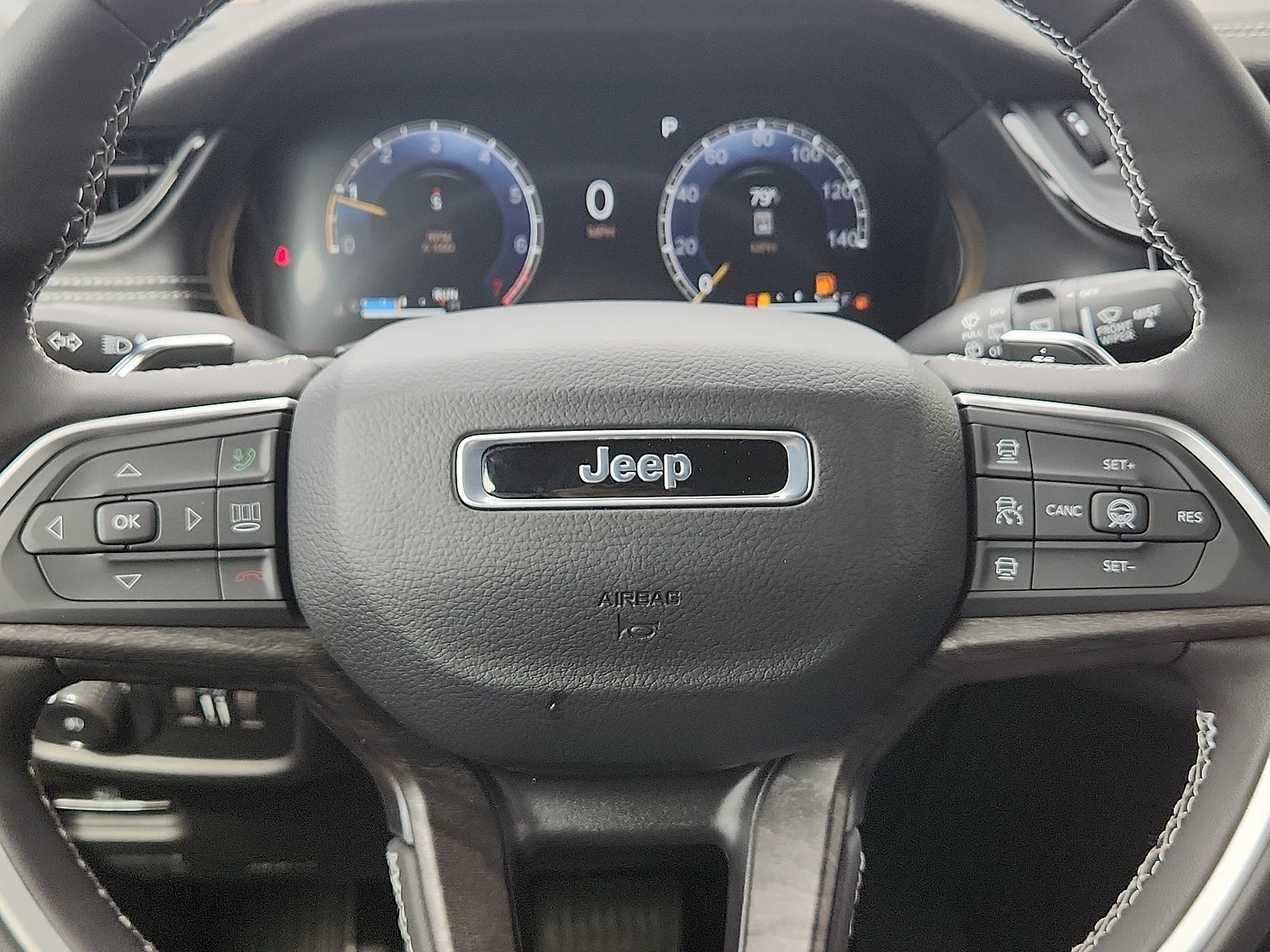 New 2027 High-Gloss Black Paint Jeep LIMITED 4X4 image 20