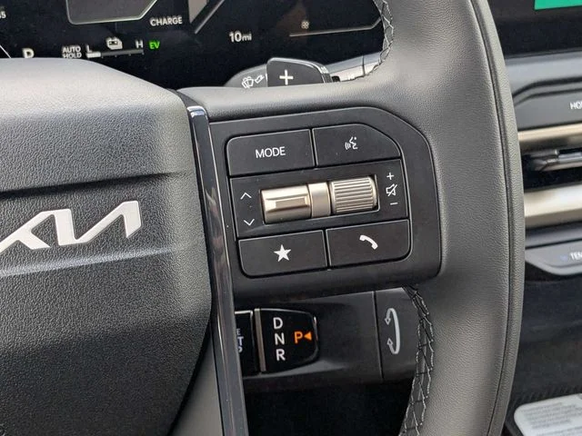 New 2027 Glacial White Pearl Kia SX image 24