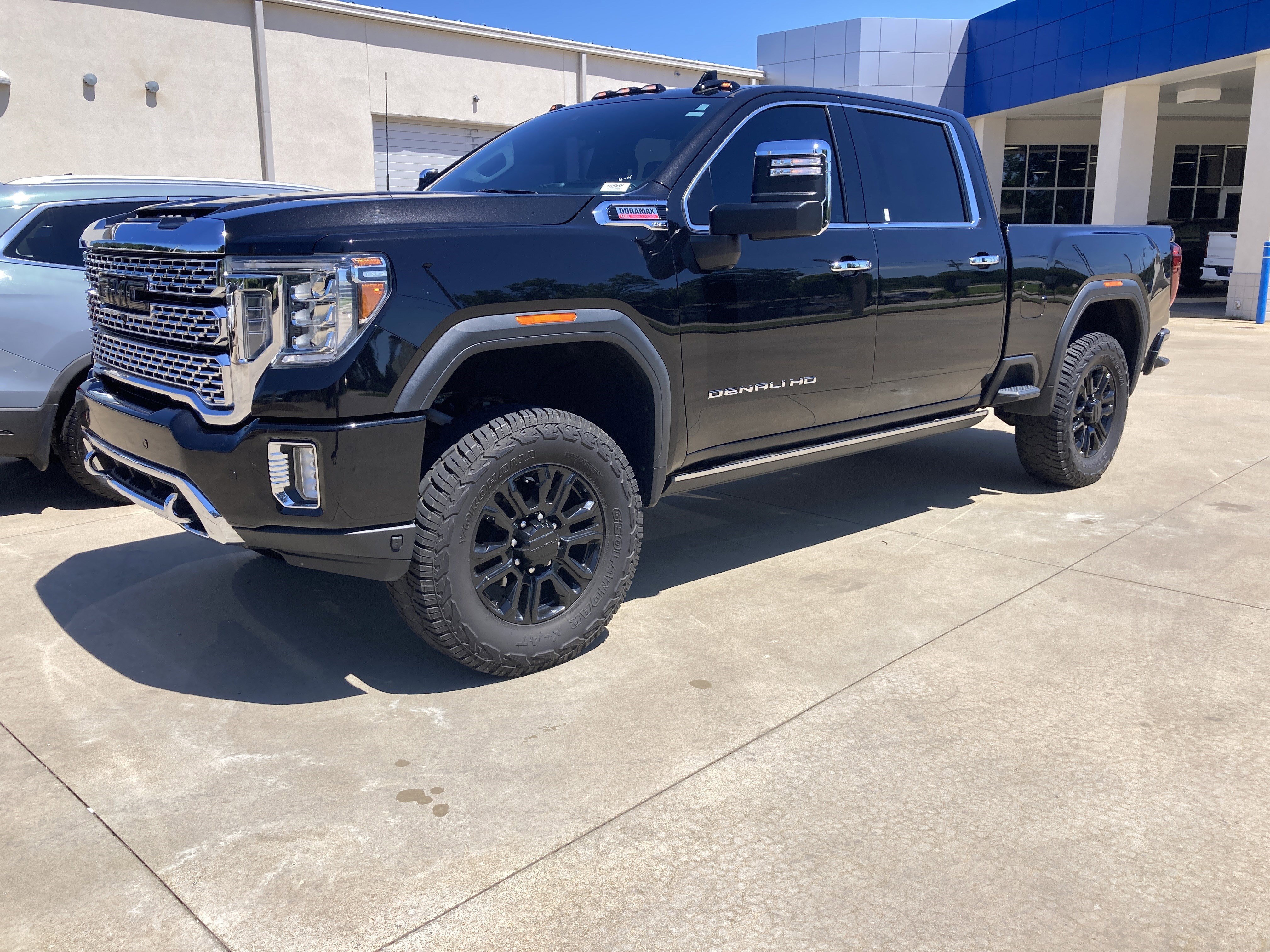 2021 GMC Sierra 4WD Crew Cab Standard Box Denali's photo