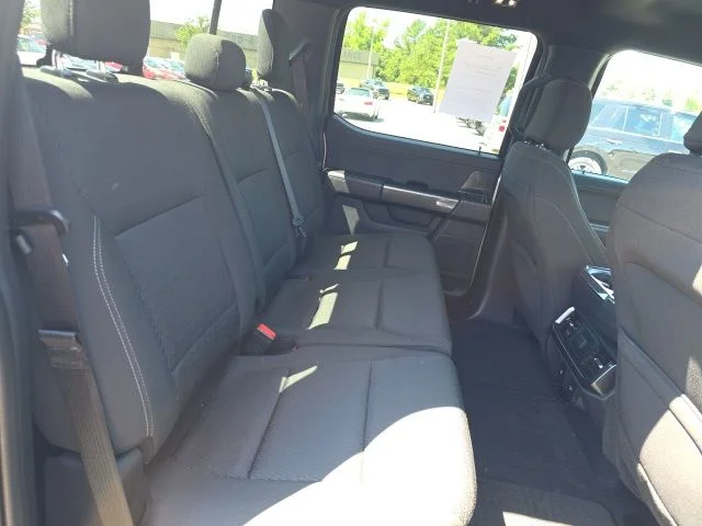 Used 2023 Silver Ford XLT image 11