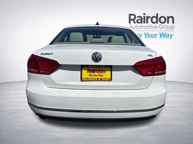 Used 2013 Candy White Volkswagen SEL image 6