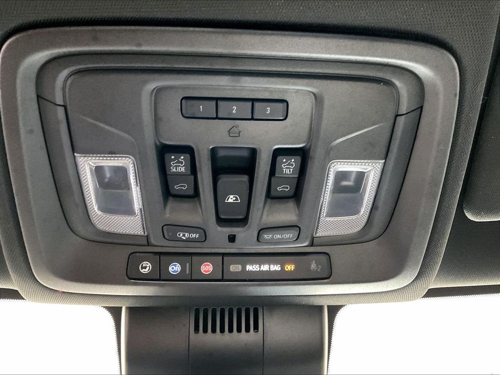 Used 2023 Black GMC AT4 image 26