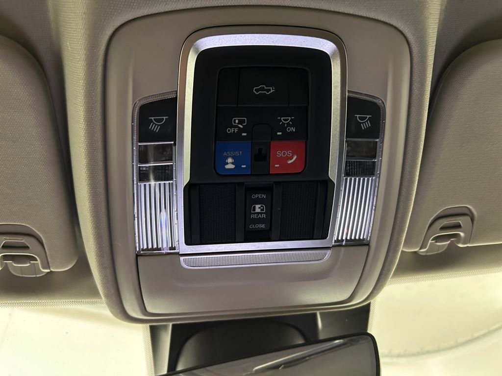 Used 2022 White Ram Laramie image 29