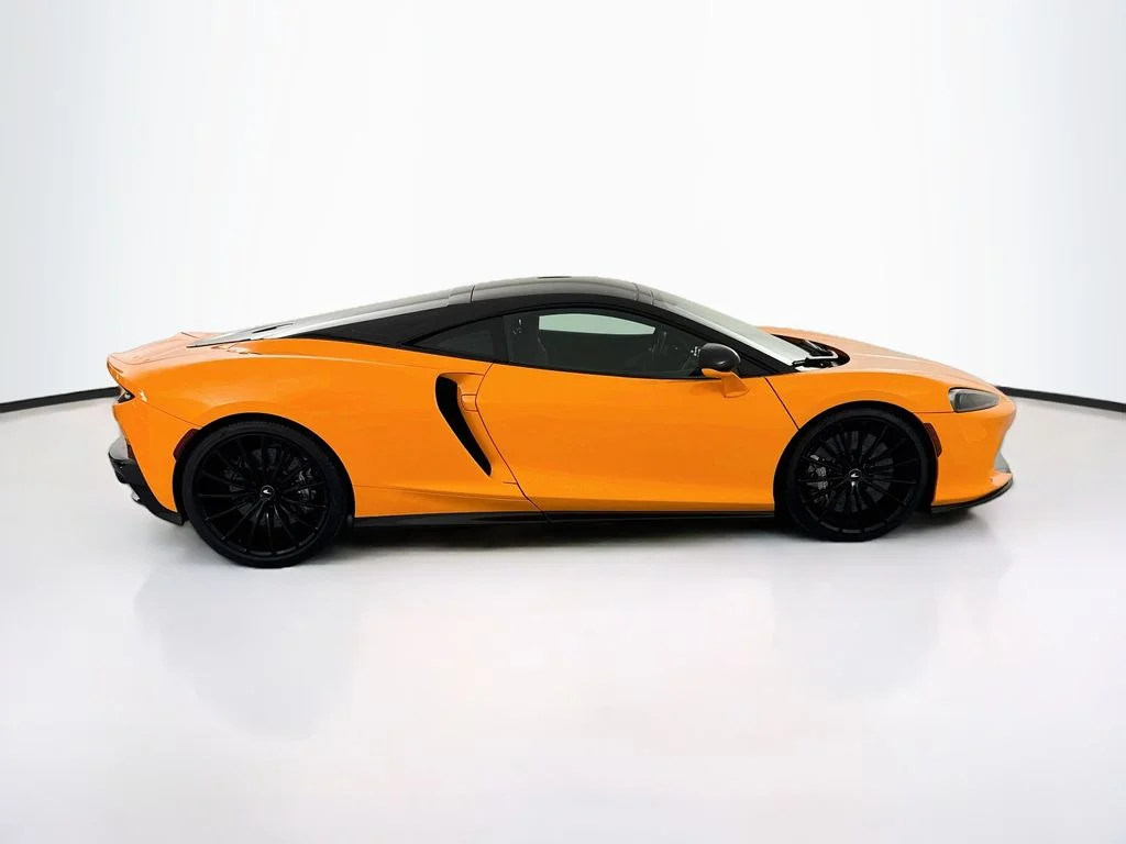 Used 2021 Orange McLaren Base image 4