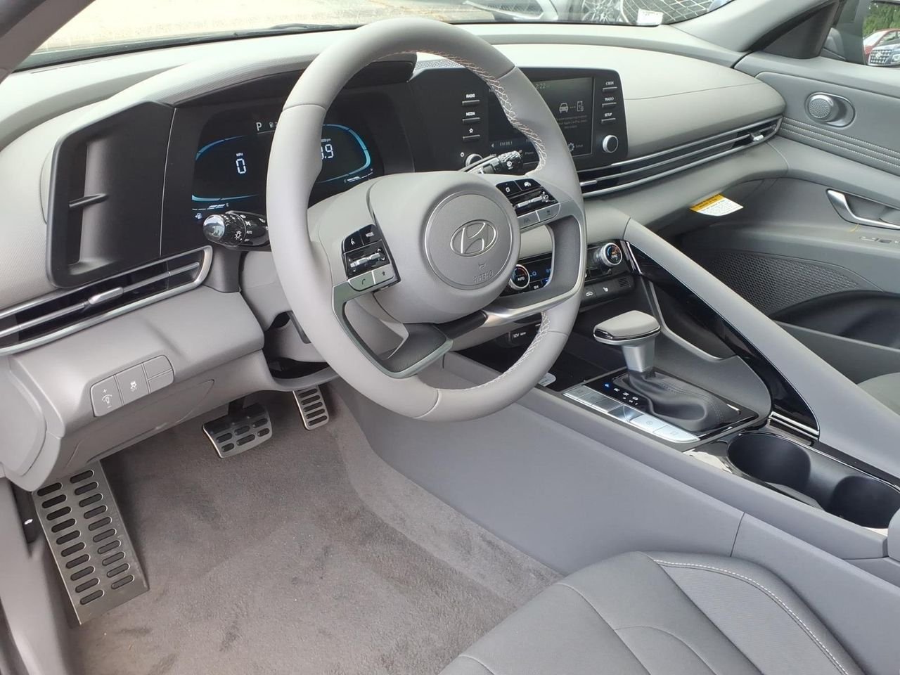 New 2026 Amazon Gray Hyundai SEL Sport image 25