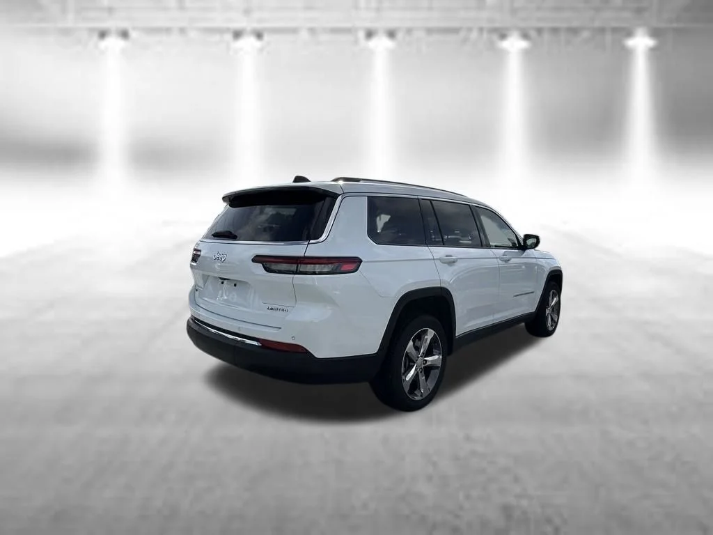 Certified Used 2022 White Jeep Limited image 7