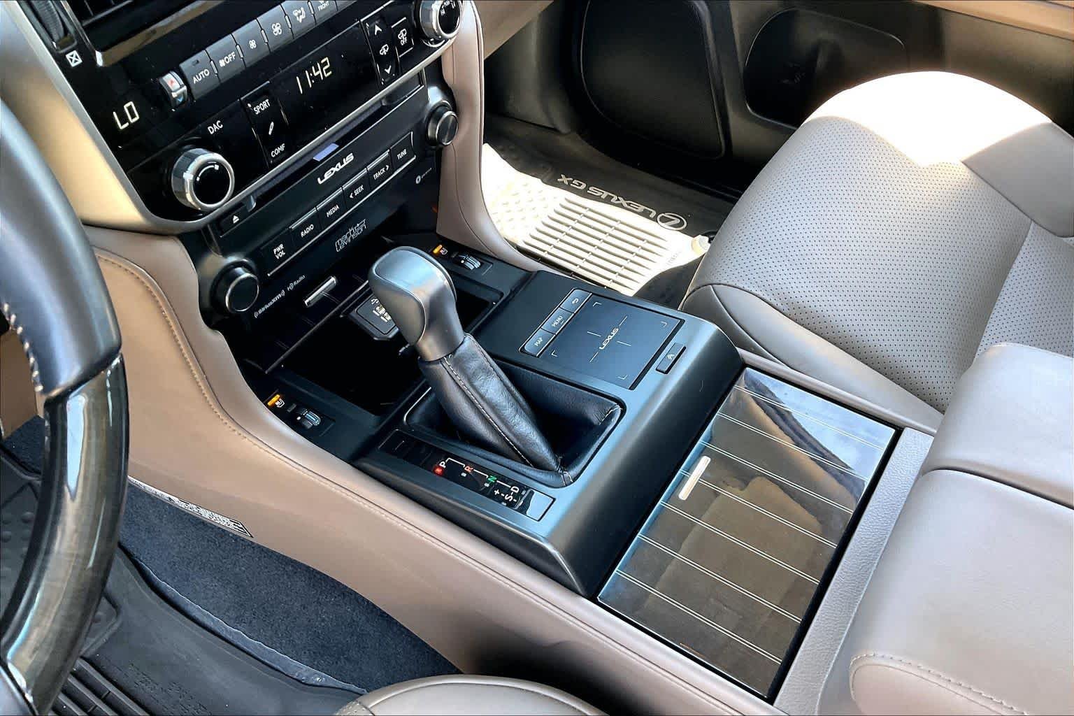 Used 2023 Nebula Gray Pearl Lexus Luxury image 16