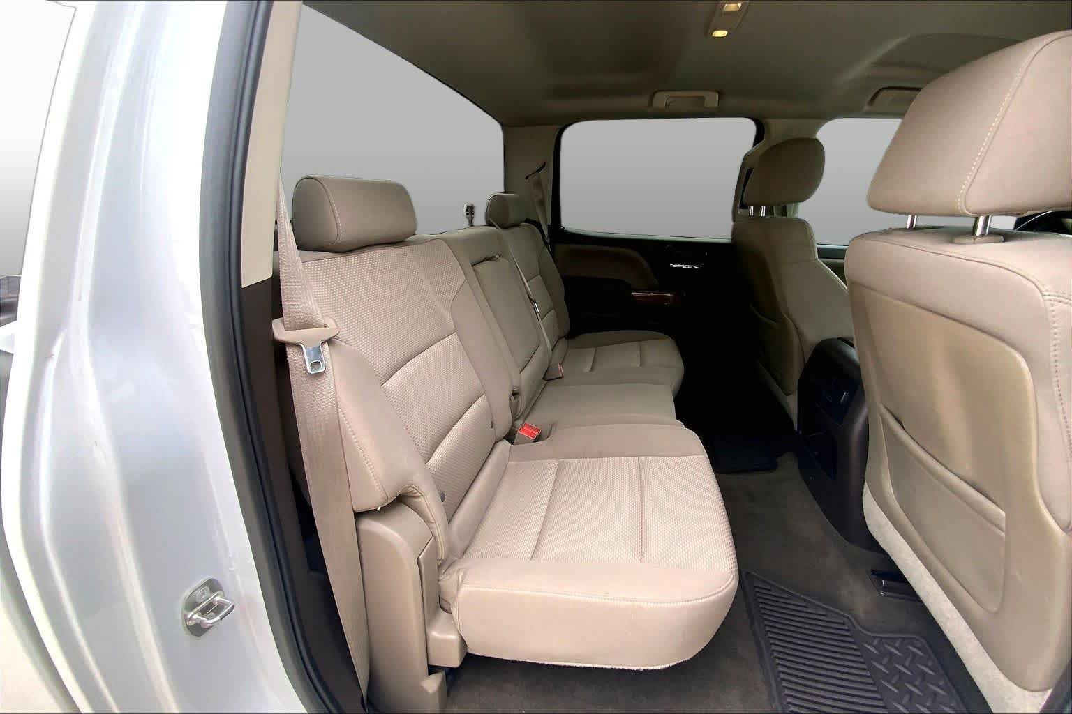 Used 2015 Summit White GMC SLE image 20