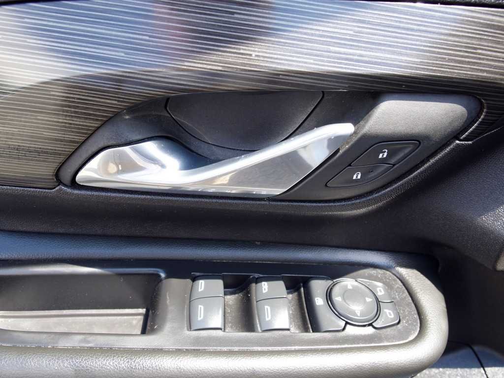Certified Used 2024 Summit White GMC SLE image 14