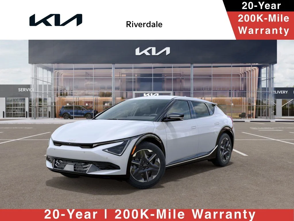 2025 Kia EV6 Light L/R AWD's photo