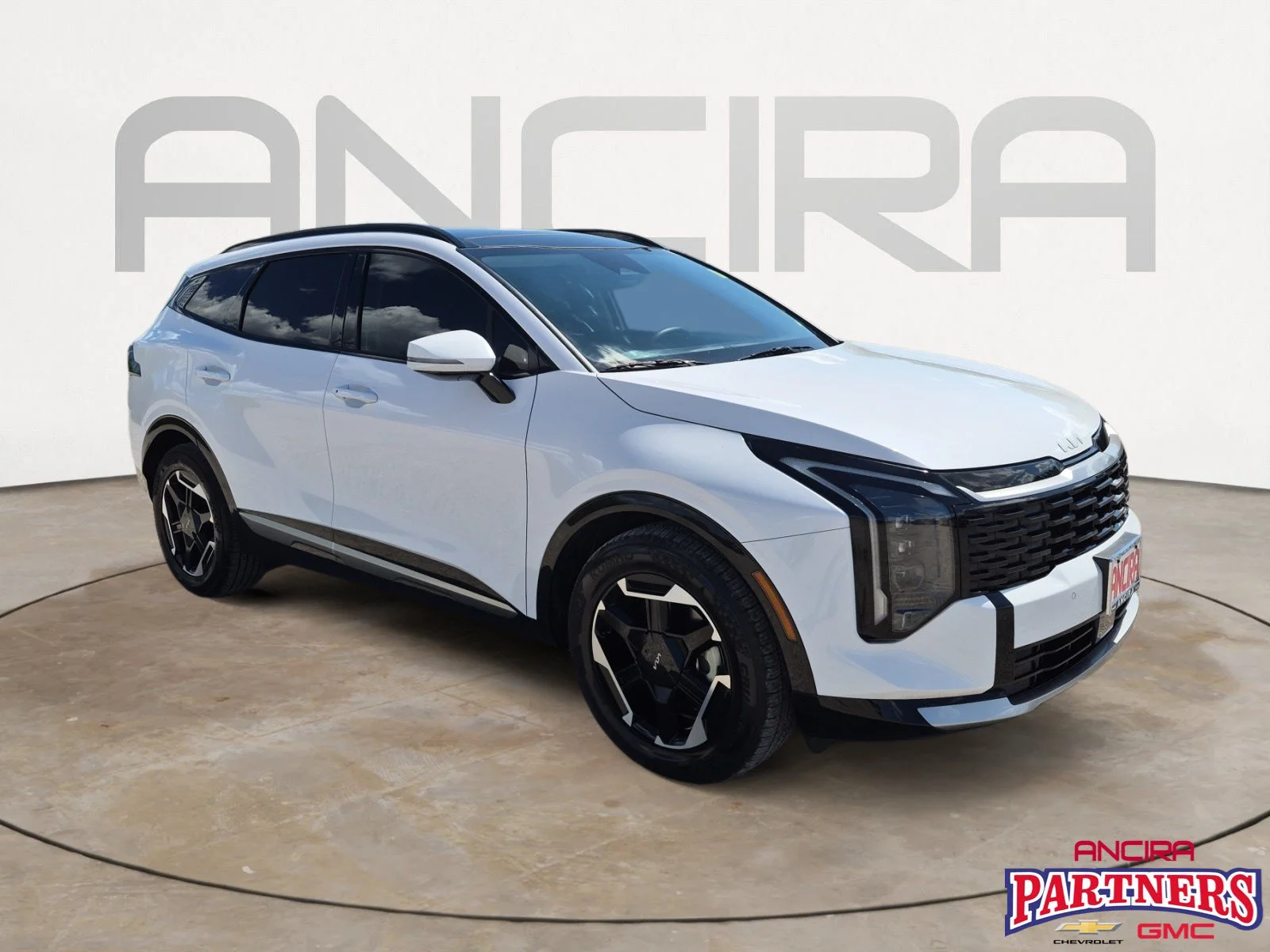Used 2026 Glacial White Pearl Kia SX image 1