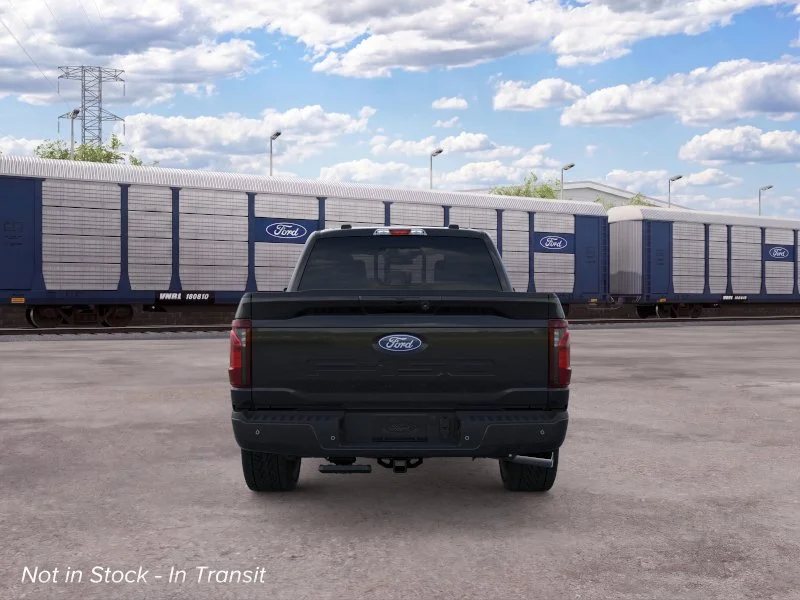 New 2026 Agate Black Metallic Ford XLT image 5