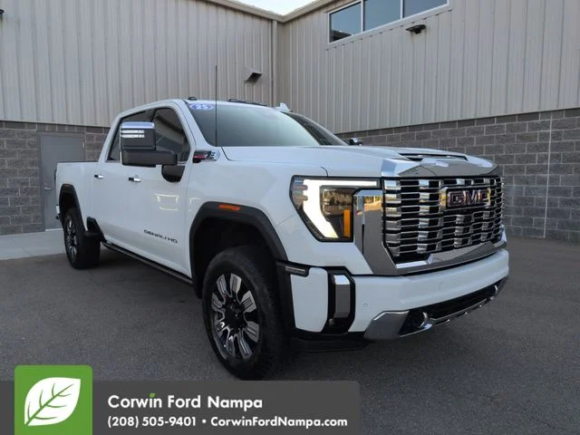 2025 GMC Sierra 3500HD Denali
