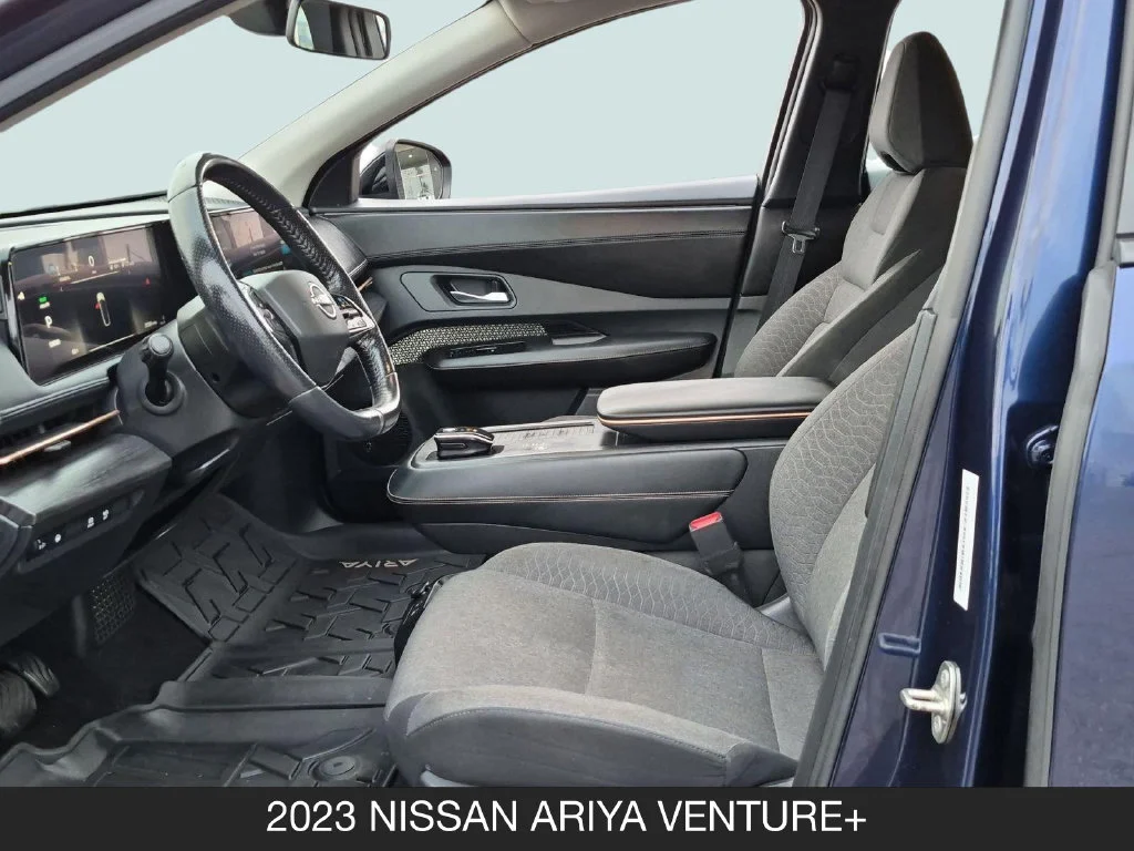 Used 2023 Blue Nissan VENTURE+ image 14