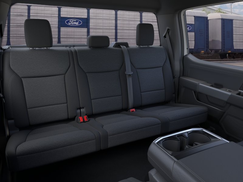 New 2026 Oxford White Ford XLT image 12