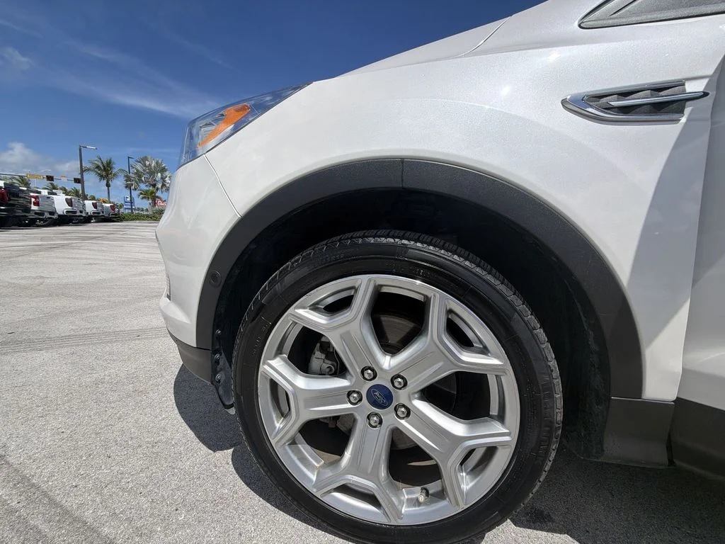 Used 2017 White Ford Titanium image 40