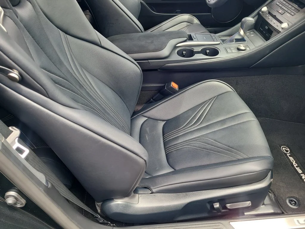 Used 2022 Black Lexus RWD image 28