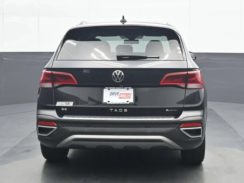 Used 2022 Black Volkswagen 1.5T SE image 5