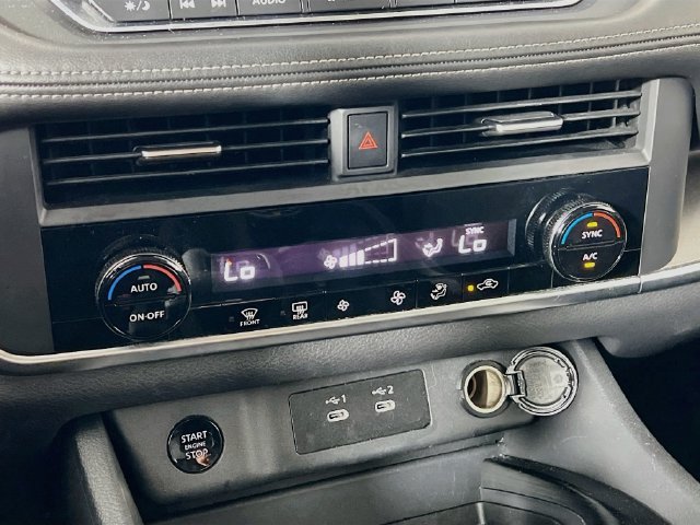 2025 Nissan Rogue SV - Photo 19