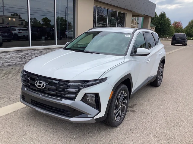 2026 Hyundai TUCSON SEL Plus