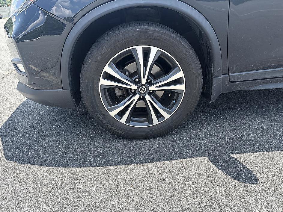 Used 2019 Magnetic Black Pearl Nissan SV image 18