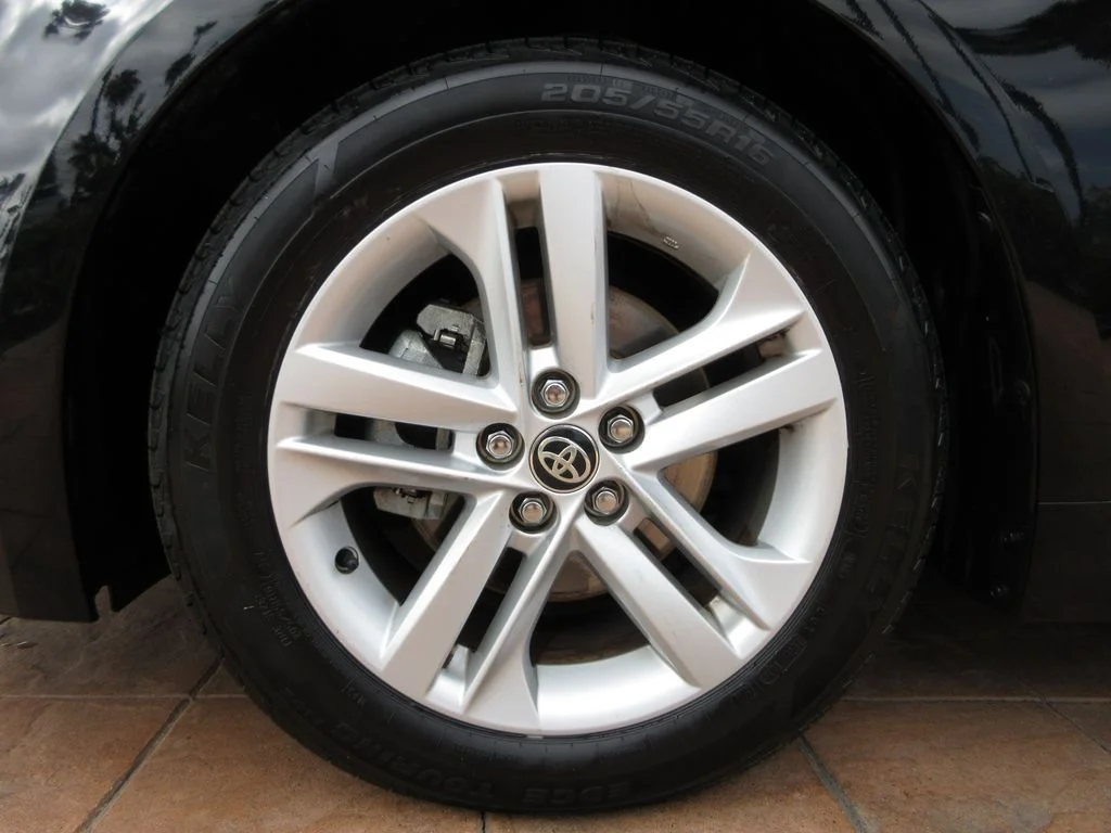 Certified Used 2020 Midnight Black Metallic Toyota SE image 9