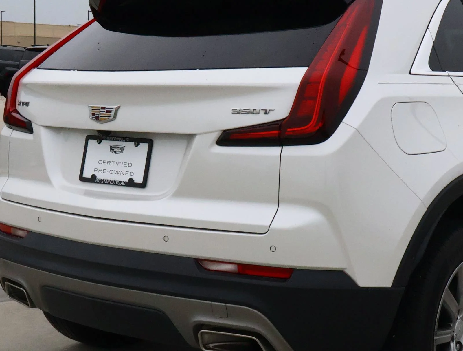 Certified Used 2022 Crystal White Tricoat Cadillac Premium Luxury image 10