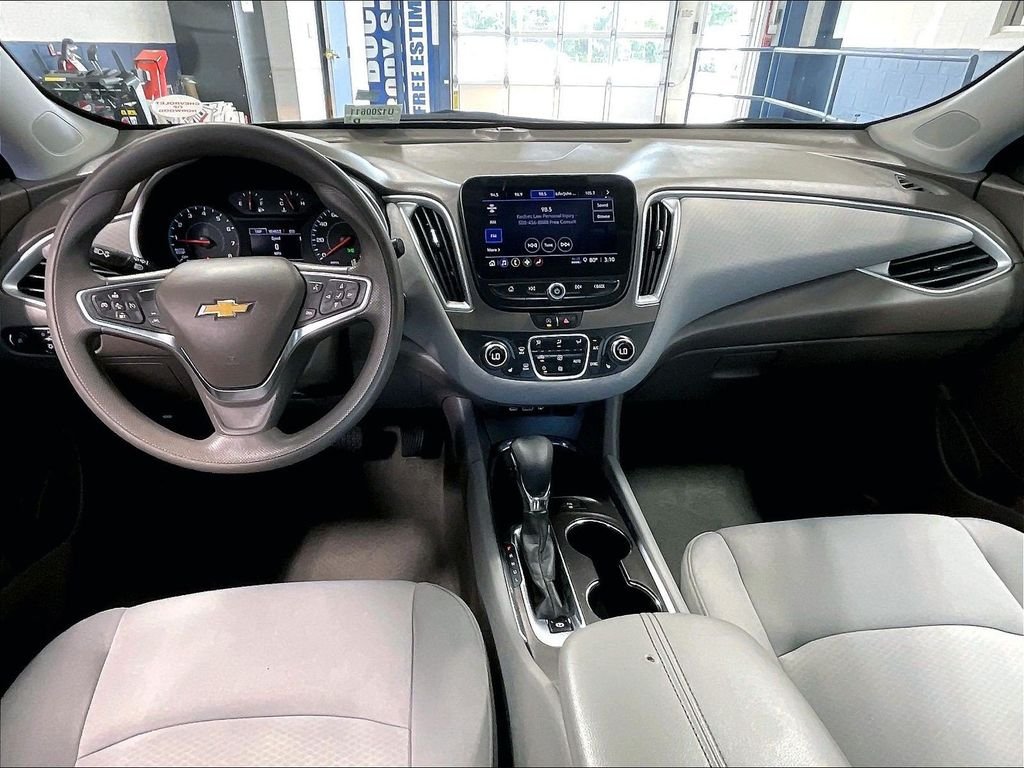 Used 2024 Gray Chevrolet LT image 21