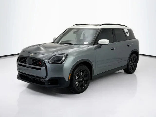 2027 MINI Countryman Signature Plus
