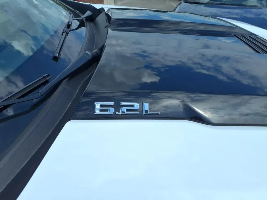 2023 Chevrolet Silverado 1500 ZR2 - Photo 6