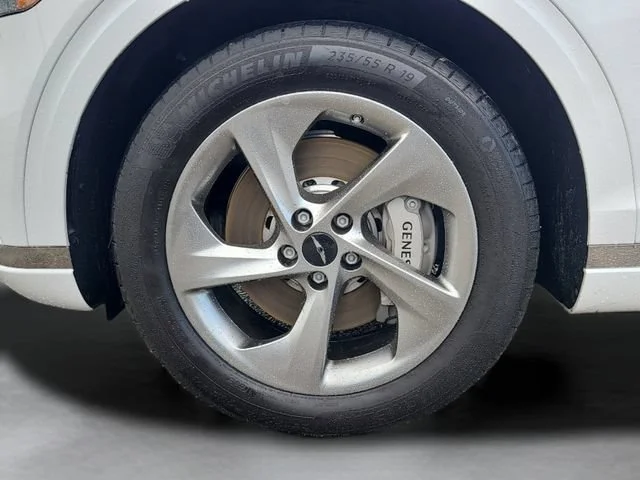 Used 2026 White Genesis 2.5T image 32