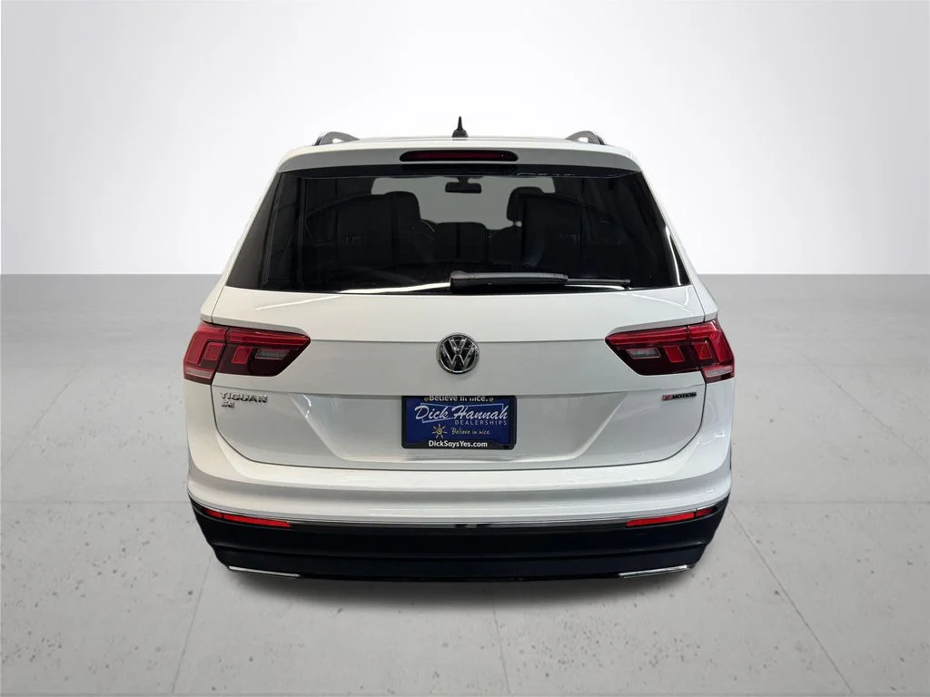 Used 2020 White Volkswagen 2.0T SE image 5