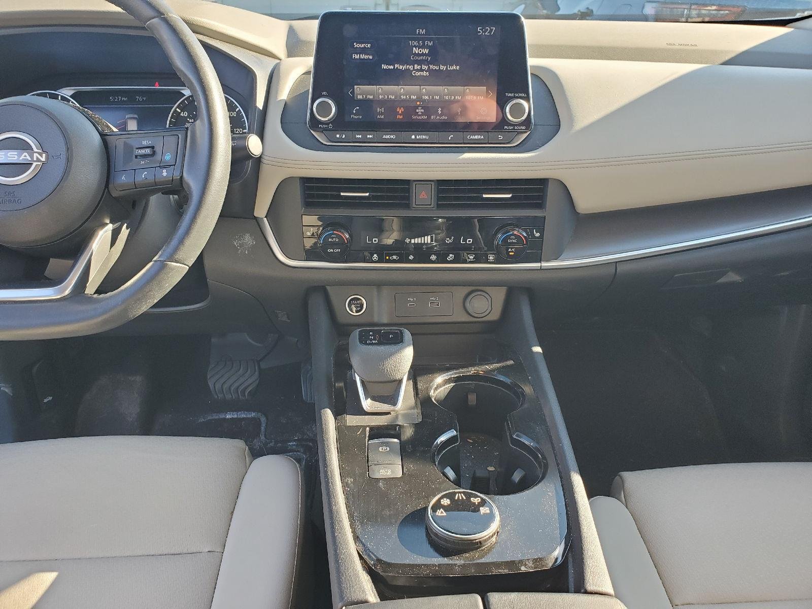Used 2023 Pearl White Tricoat Nissan SV image 15