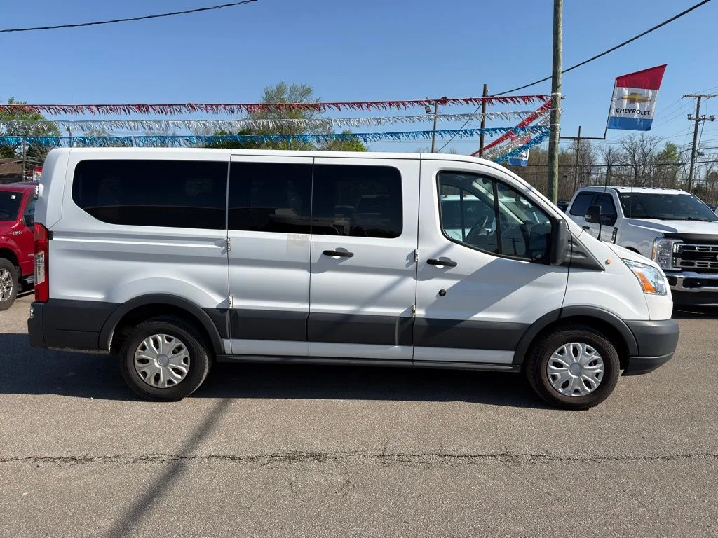 Used 2015 White Ford XLT image 5
