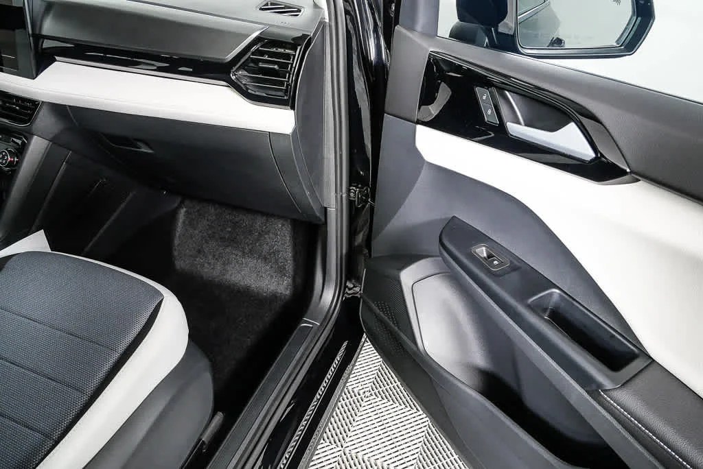 New 2026 Deep Black Pearl Volkswagen S image 23