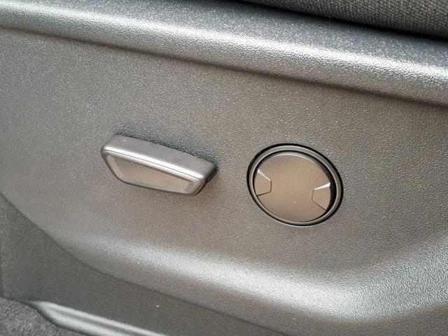 New 2026 Marsh Gray Ford XLT image 34