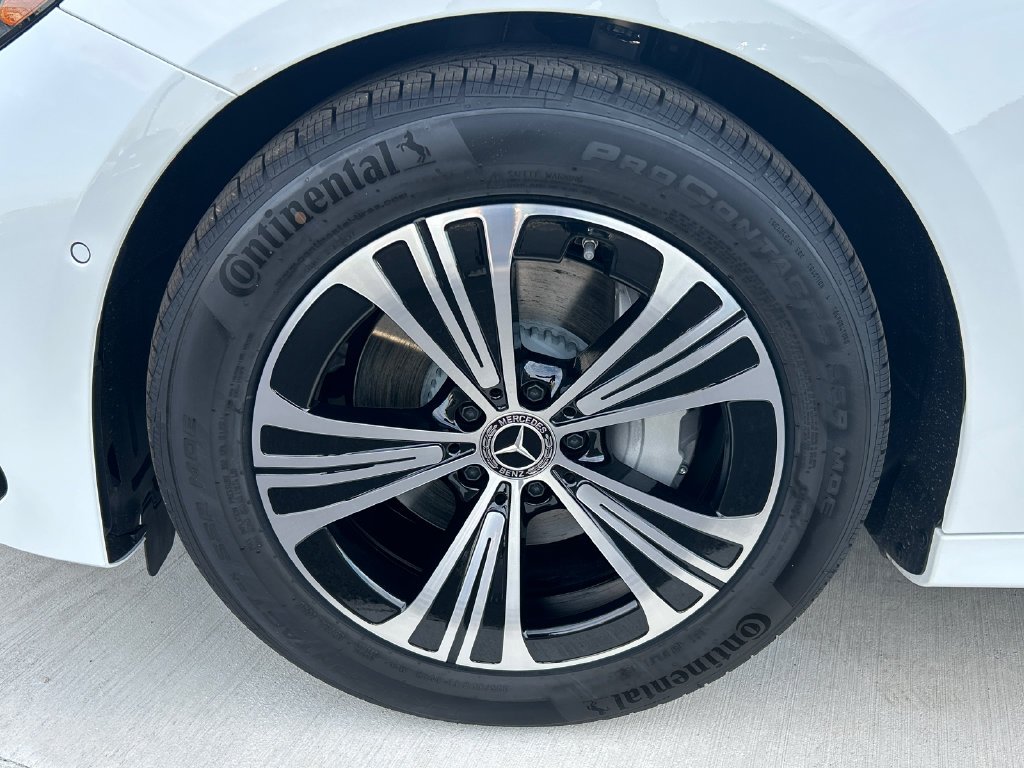 New 2027 Polar White Mercedes-Benz E 350 image 34