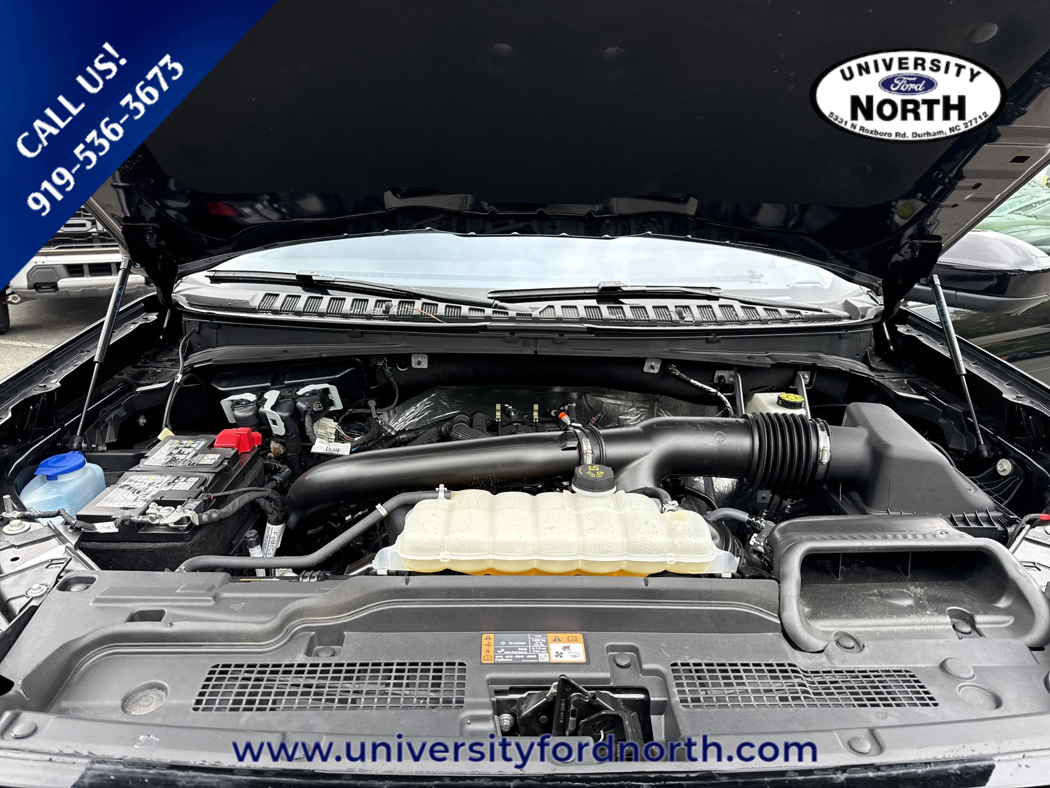 Used 2025 Agate Black Metallic Ford Active image 10