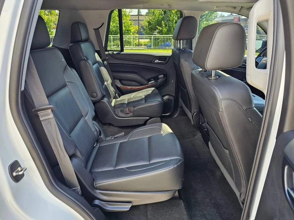 Used 2018 SUMMIT WHITE Chevrolet Premier image 12