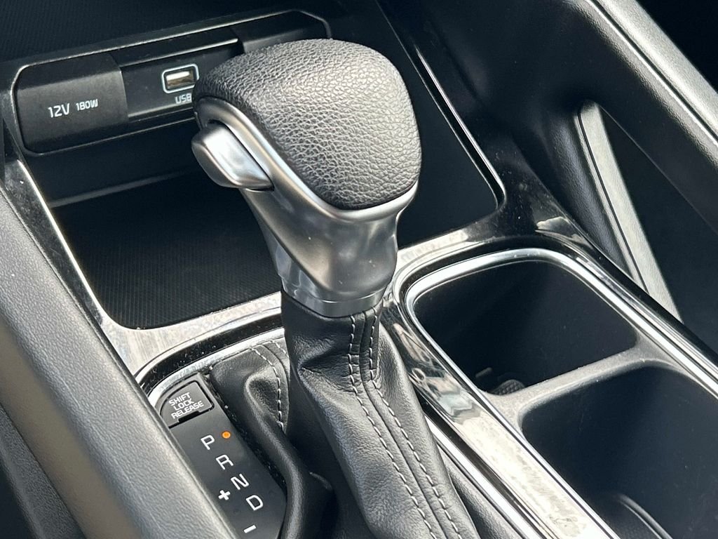 Used 2022 Black Kia LX image 29