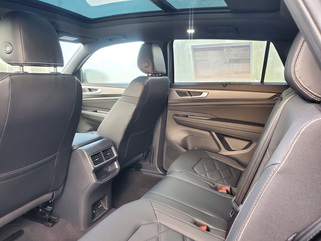 New 2026 Gray Volkswagen 2.0T SE w/Technology image 5