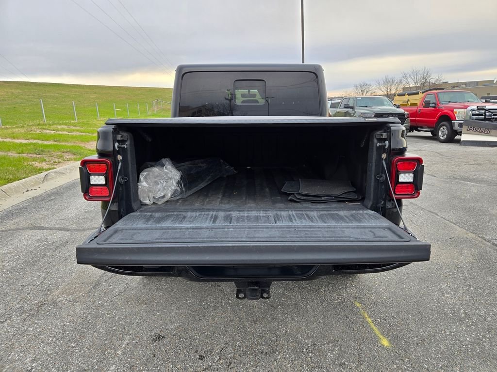 Used 2021 Black Jeep High Altitude image 33