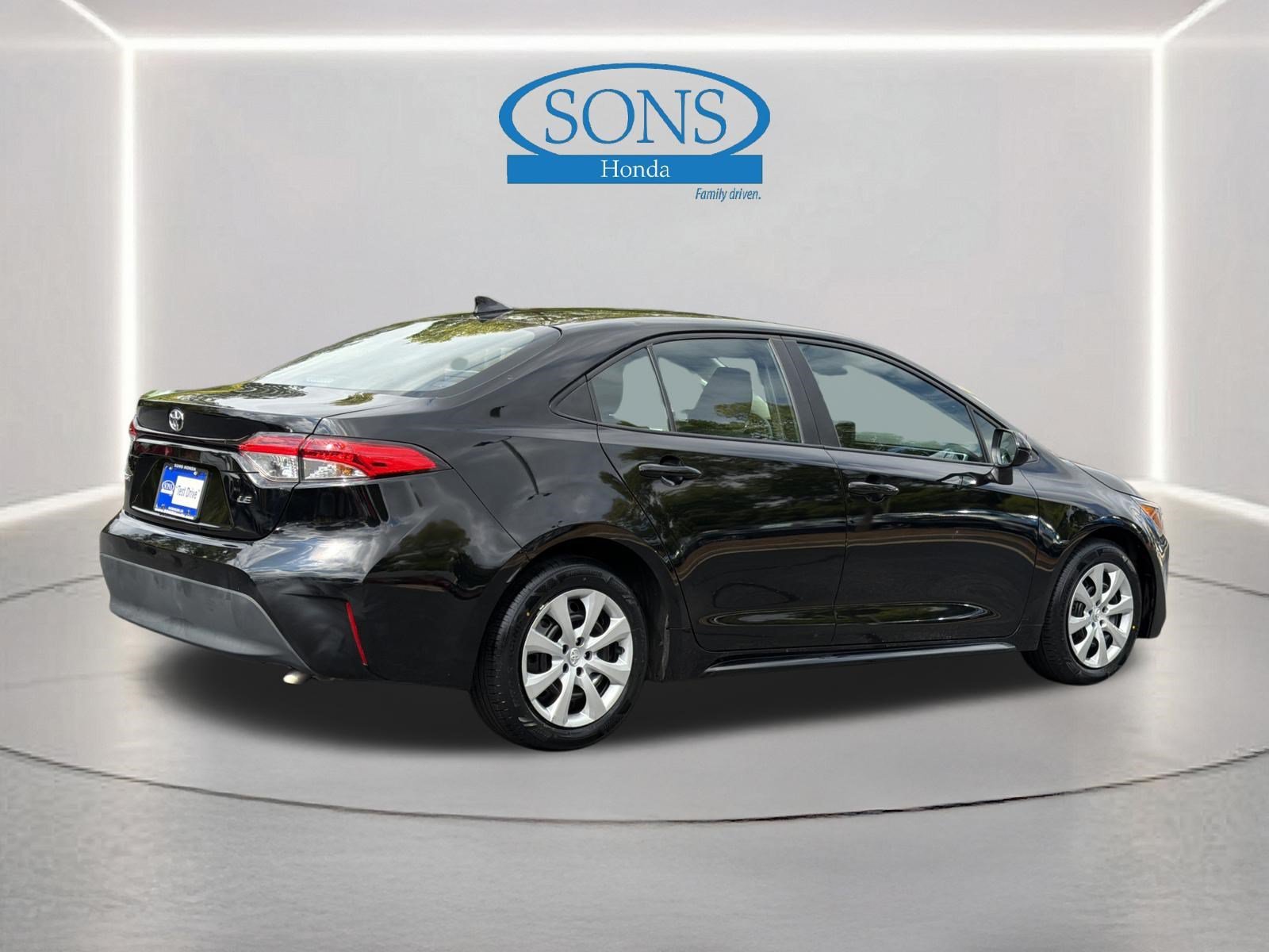 Used 2025 Midnight Black Metallic Toyota LE image 24