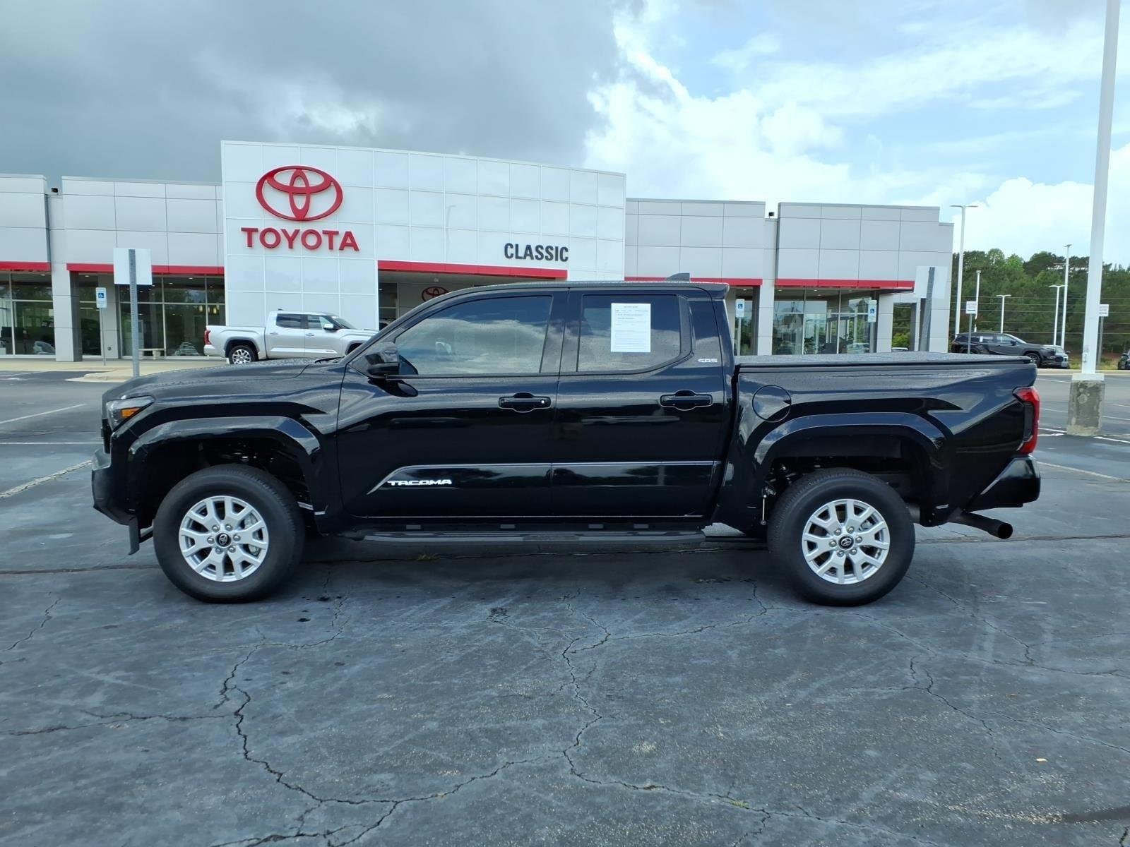 Used 2025 Black Toyota SR5 image 3