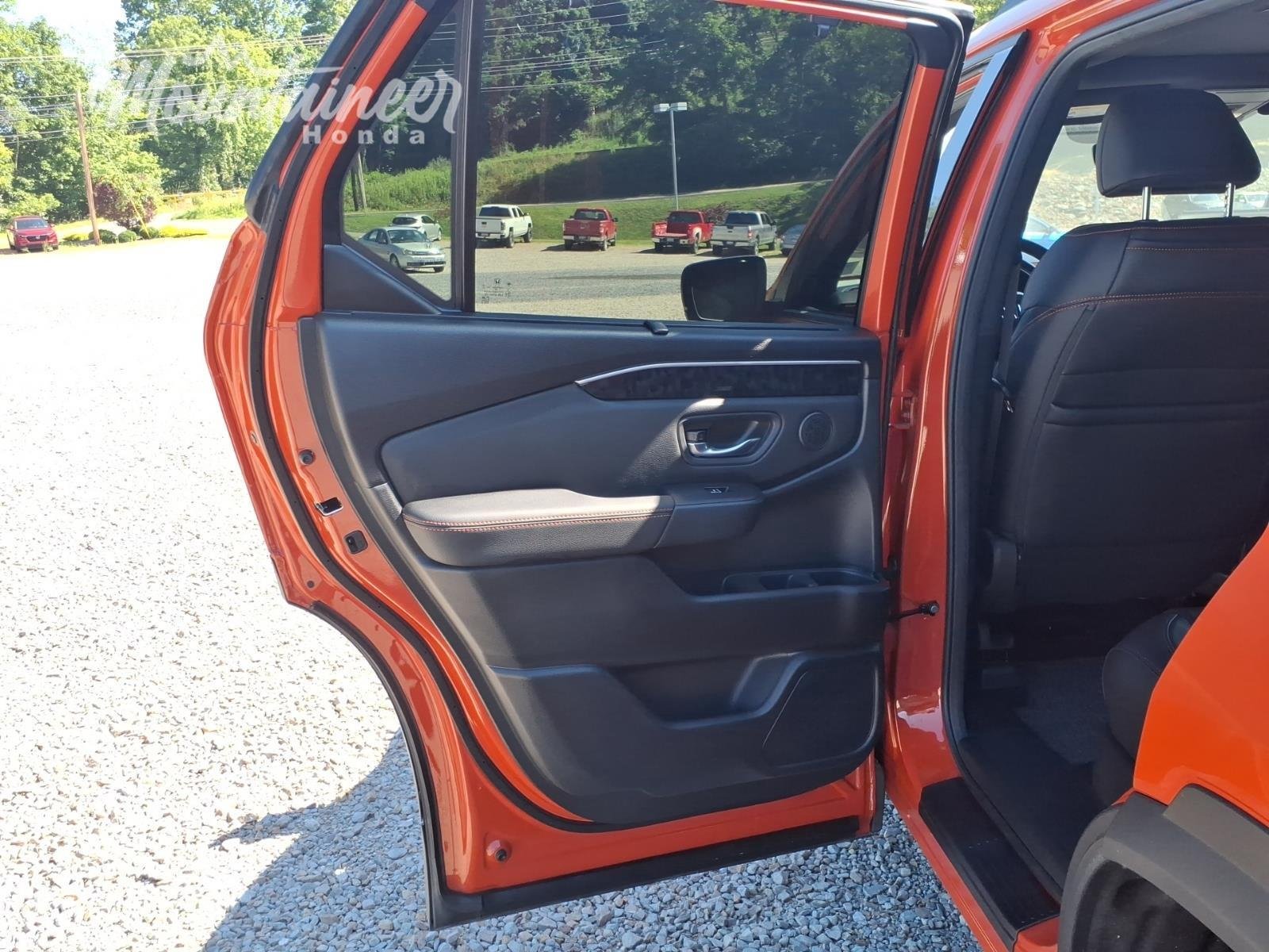 Used 2026 Sunset Orange II Honda TrailSport Elite image 15